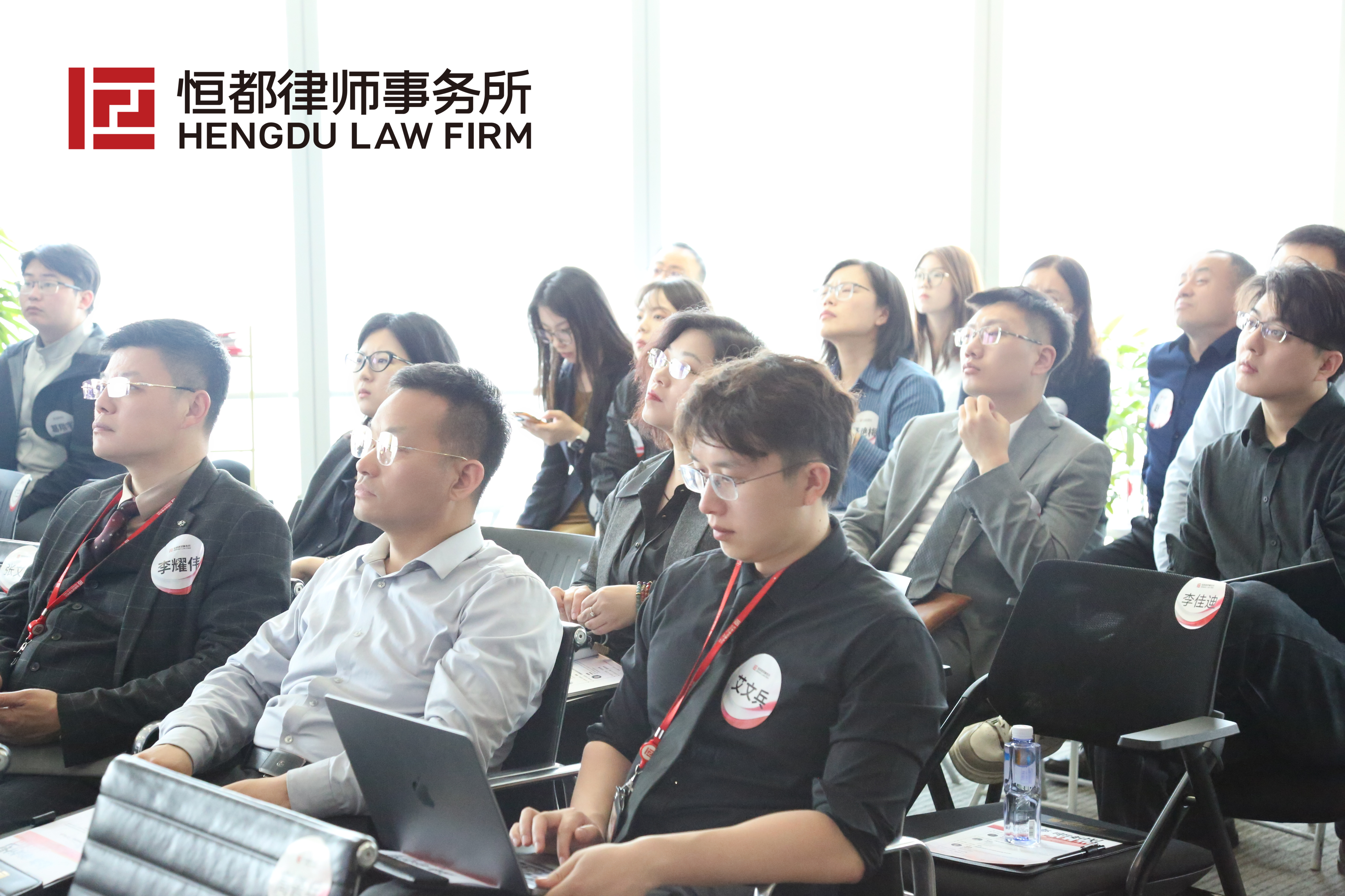 1774834120903881.jpg 03bb73ed-8efa-4344-9bea-7836d9c4bf87.jpg